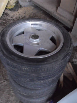 Borbet_A_16_tuumaiset_4kpl_2.jpg